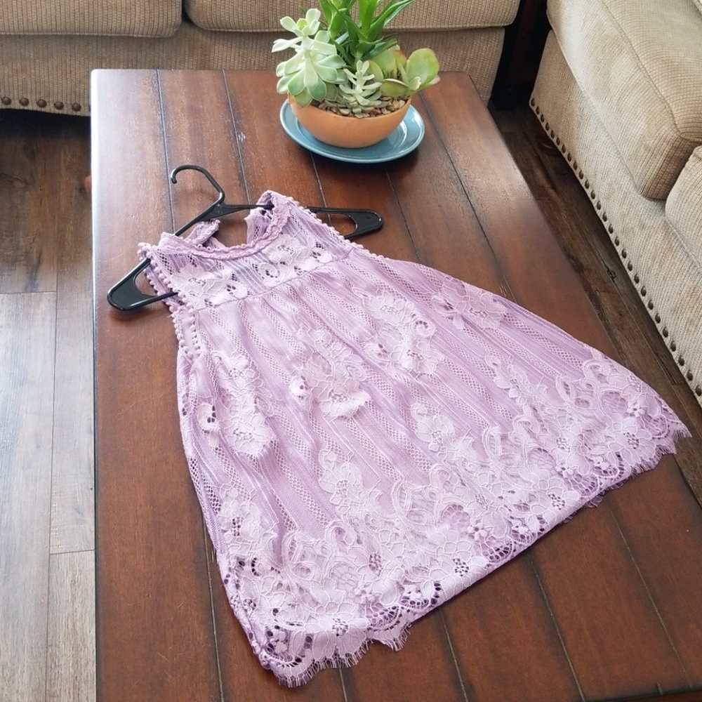 Taylor & Sage | Lace Top | Size Small